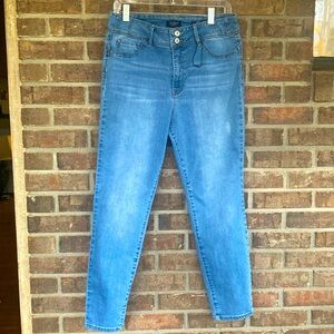 Curve Appeal Women's Blue Jeans Size 12 NWOT